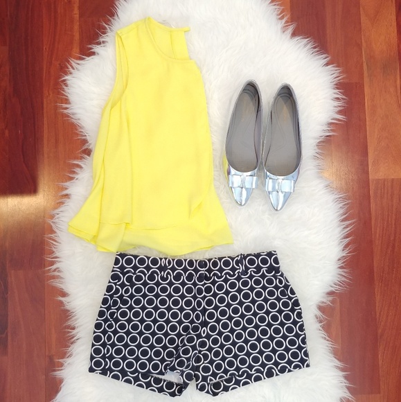Michael Kors Pants - MICHAEL KORS SHORT SIZE 0